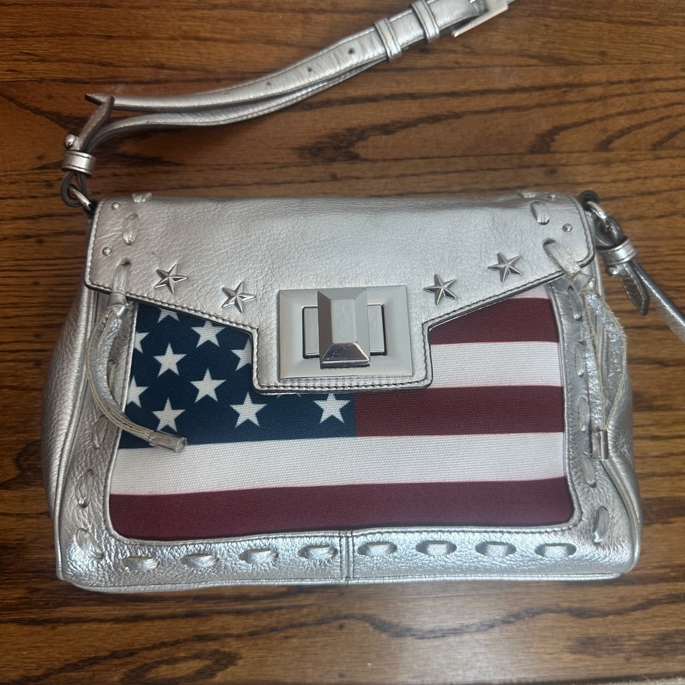 Aimee Kestenberg Washington Silver Leather Tote American Flag Crossbody Handbag - Picture 4 of 8